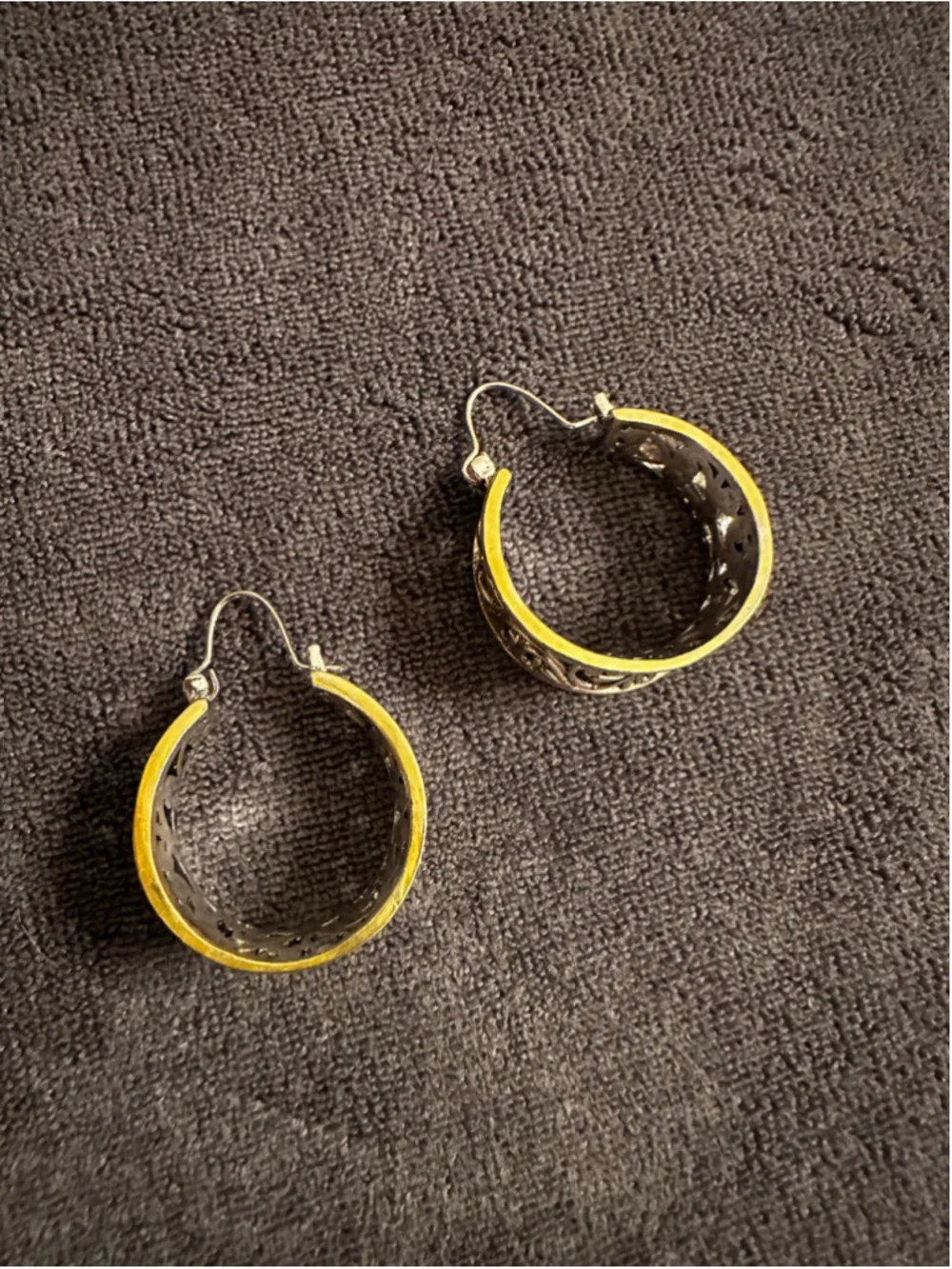 Unbranded Silver and Gold Filigree Hoop Earrings